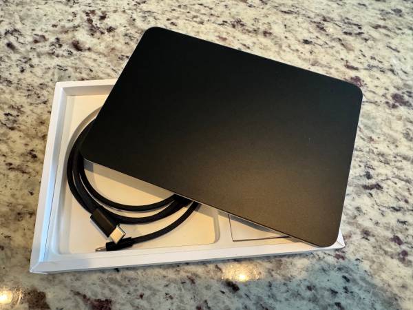 Black Apple Magic Trackpad 2 (Model A1535) - computers - by owner