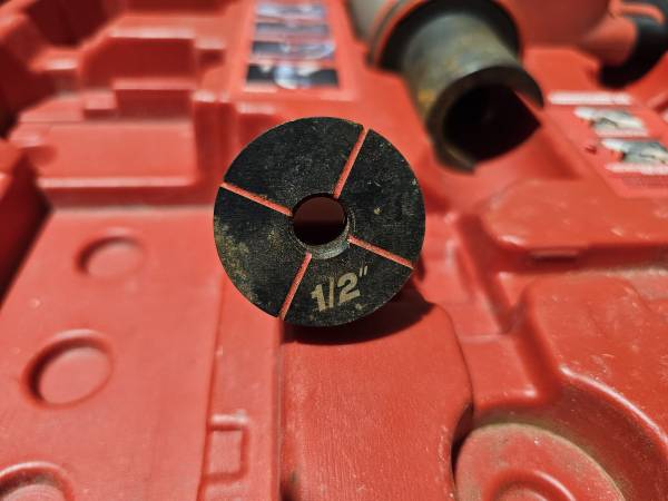 M18 10-Ton Knockout Tool Force Logic - $675 (Lynden)63435754880513121