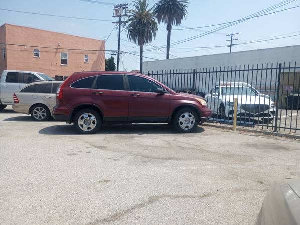 2011 Honda CR-V - $2.350 (West Adams)63436174535939121