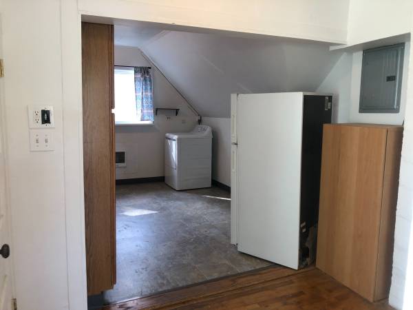 $950 / 2br - 344ft2 - 320 SE High Upper (Pullman)63980820772098124