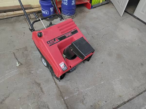 Spirit single stage snow blowers 1