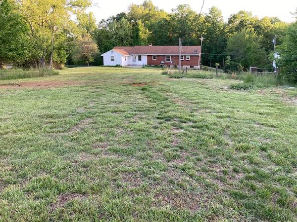 $1,800 / 3br - 2500ft2 - Peaks of Otter (Bedford)63851971108739121