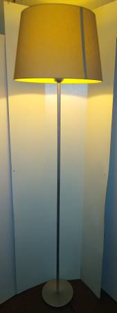 Floor Lamp with tiltable shade 1