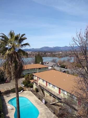 $1,470 / 2br - 1093ft2 - 2 BEDROOM / 2 BATH MANZANITA MANOR APARTMENTS #38 (REDDING)63972530874115120