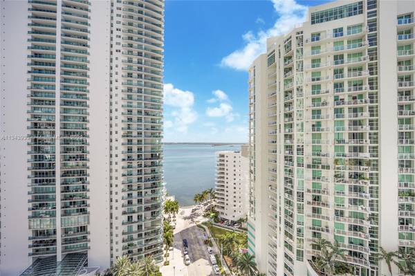 $4,800 / 2br - 1000ft2 - Brickell House Great Layout for this 2 Bedroom Condo (Brickell)63906440331523121