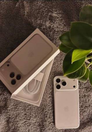 iPhone 17 pro max 1