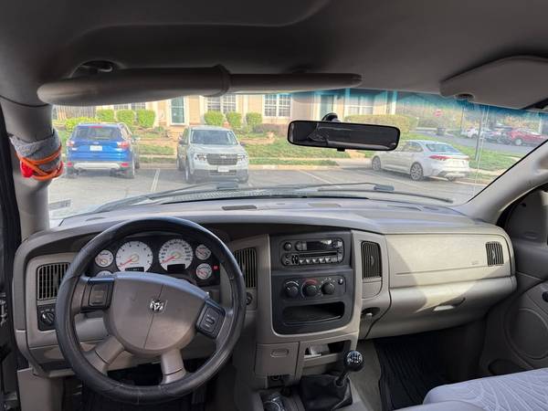 Dodge 1500 -5 speed Manual Transmission - $7,500 (Ashburn)63487239982211123