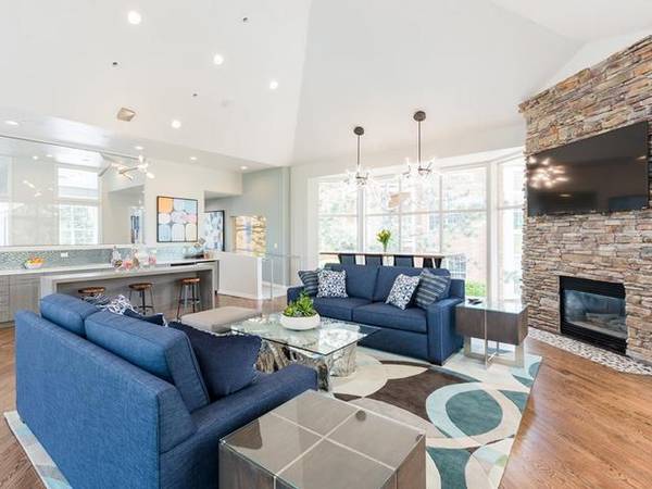 $2,041 / 1br - 845ft2 - Hardwood Floors, Electronic Thermostat, Online Service Requests (Highlands Ranch)63973359250691122