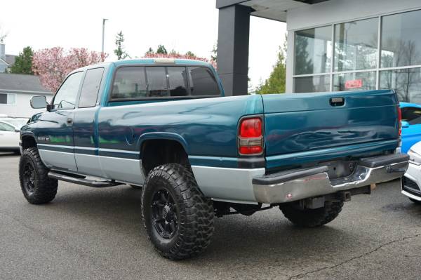 1997 Dodge Ram 2500 4x4 4WD Laramie SLT Club Cab - $10,995 (West Coast Autoworks Everett)63475041881987122