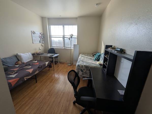 USC Spring Lease Transfer | Female Shared Spot | Jan - July 2026 1