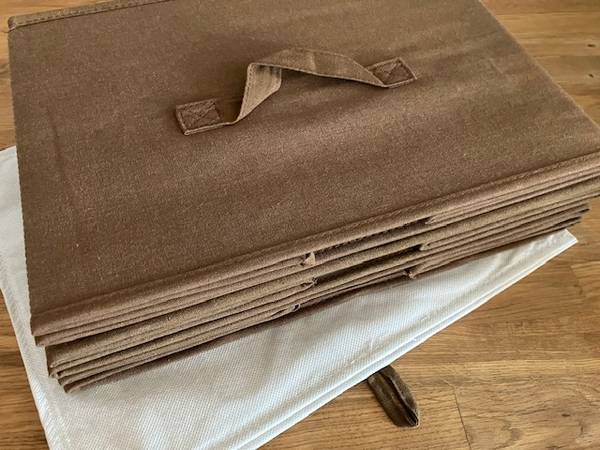 Caja organizadora plegable para armario/estante con asa de tracción - marrón - $8 (Harlem / Morningside)63471465721985121
