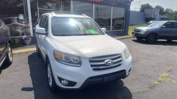 2012 Hyundai Santa Fe - Tracción en las cuatro ruedas - $6,495 (North Collins, NY)63471576753923124