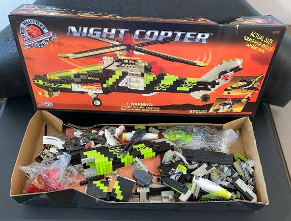 Mega Bloks ‘NIGHT COPTER’ Set - Great Deal! 1