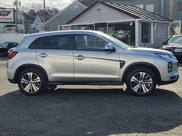 2021 Mitsubishi Outlander Sport ES AWD 4 puertas SUV - $14995,0063469915209857124