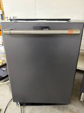 Café dishwasher excellent shape! 1