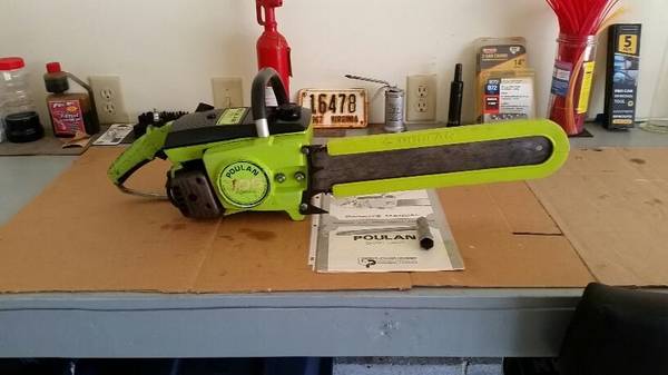 Poulan 306A Chainsaw - Texas Chainsaw Massacre 1