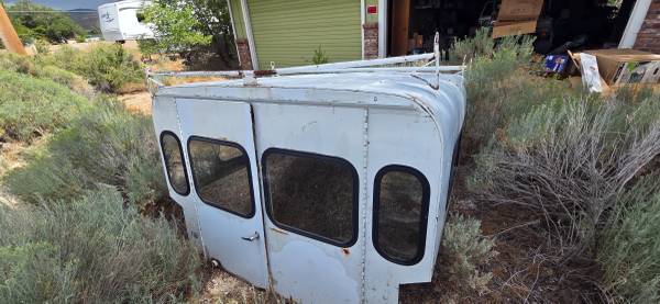 Camper shell 1