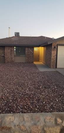 $1,800 / 3br - 1206ft2 - $1,800 / 3br - $1,800 / 3br – Spacious 3BR House w/ Garage & Yard63971417417730121