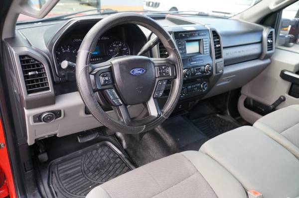 2019 FORD F250 CREW CAB XL 4X4 UTILITY TRUCK LONG BED - READY TO GO - $24,493 (KENNESAW)63620718379393123