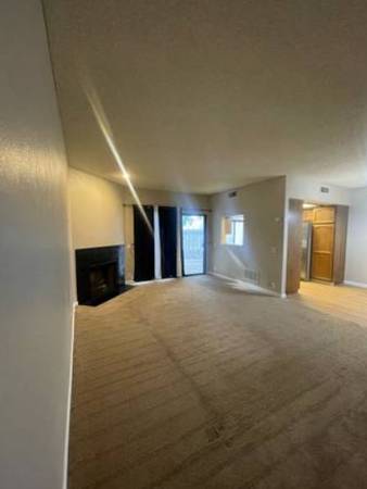 $1,295 / 2br - Beautiful open floor plan a must see! (Citrus Heights)64043666801025122