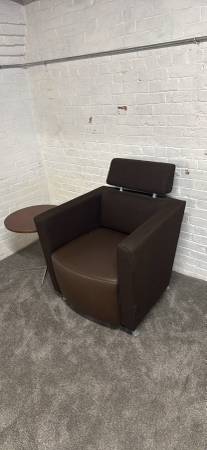 Haworth “Hello” Lounge Chair 1