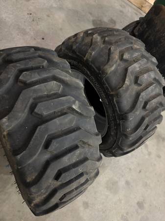 4 Carlisle compact tractor, utility tires and rims - $600 (Sioux Falls area)63437674075777124