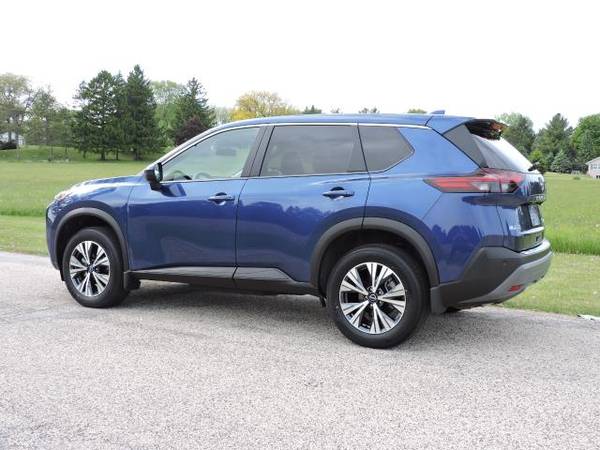 2023 Nissan Rogue AWD SV - $26,377 (MJ Auto Hartford)63613834456833123