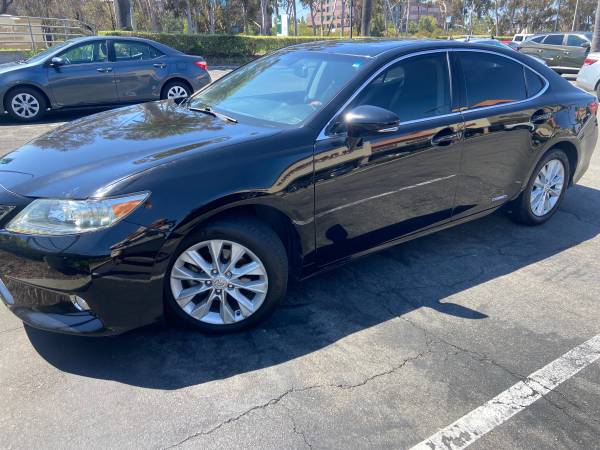 2013 LEXUS ES300H HYBRIDE 1
