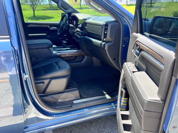 2024 chevy silverado rst 4x4 - $36,70063616003468545124