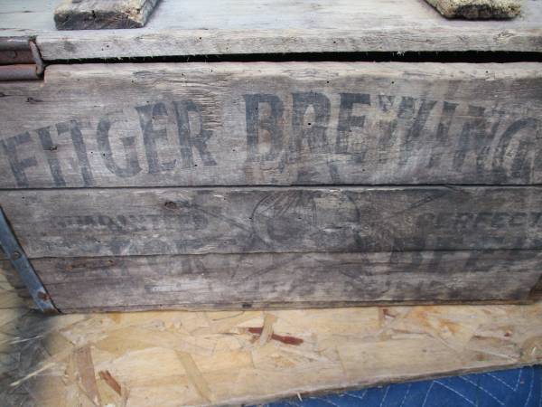 old fitgers beer crate 1