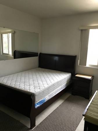 $950 / 5br - 2300ft2 - $950 Nice Quiet Clean Home Furnished Room including utilities (Chula Vista, CALIFORNIA)63998454813314120