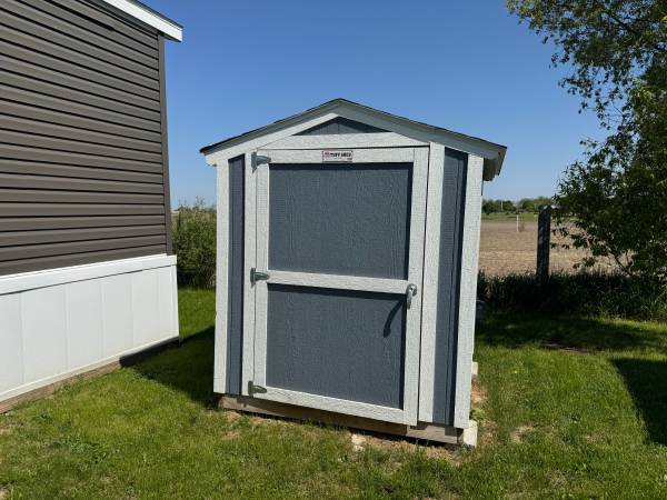 $1,199 / 3br - 1056ft2 - ¡Hogar de 3 dormitorios disponible en Delaware Acres! (Muncie)63680211607683124