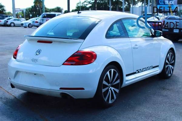 Beetle 2.0T Turbo Hatchback 2D 2012 de Volkswagen - ¡ACEPTAMOS CAMBIOS! - $8.900 (West Palm Beach)63480007442563123