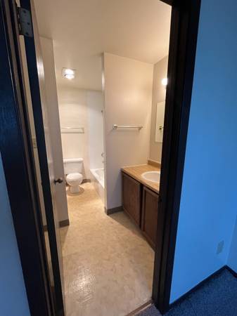 $1,430 / 1br - 780ft2 - A New Day, A Fresh Start: Your Ideal Home Awaits! (Anchorage - Midtown)64004784383361122