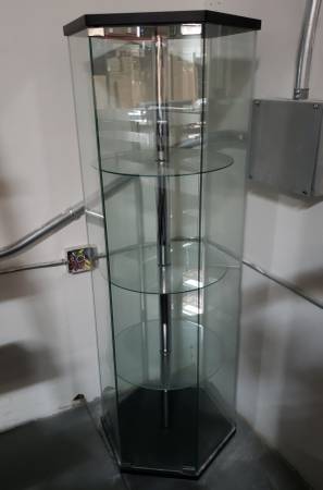 Heavy glass display cabinet 1