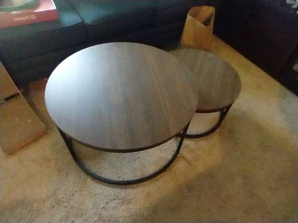 Round Nesting Coffee Tables 1