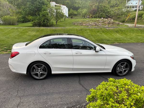 2015 Mercedez Benz C300 AMG pkg - $13,000 (Newburgh)63436938758787122