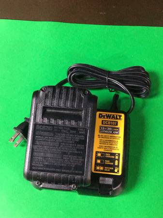 Dewalt  battery  and charger 1