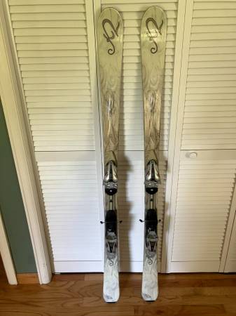 K2 MYSTERY LUV 153cm スキー板 K2 MYSTERY LUV 153cm スキー板