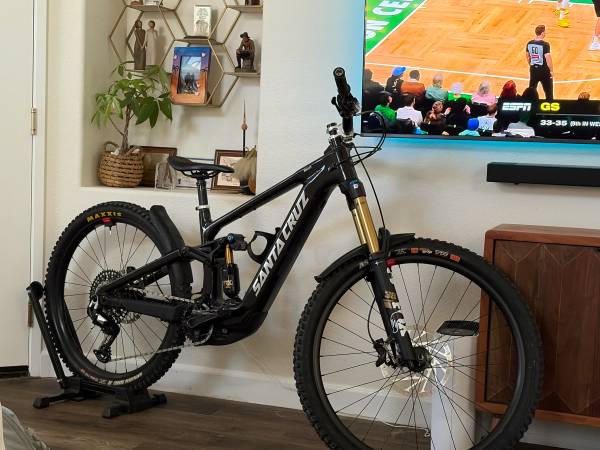 Santa Cruz Bullit 2026 med - bicycles - by owner - bike sale