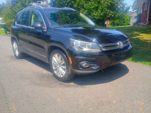2012 VW Tiguan AWD - $4,800 (Newburgh)63436938453379123
