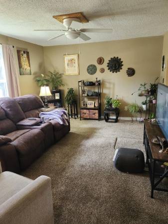 $1,100 / 2br - 2 BR+Den HOUSE (Saint Cloud)63988652366851120