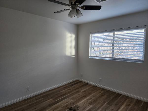 $1,198 / 2br - 900ft2 - 2-Story Townhouse In Burney - #17 (Burney)63972529650051123