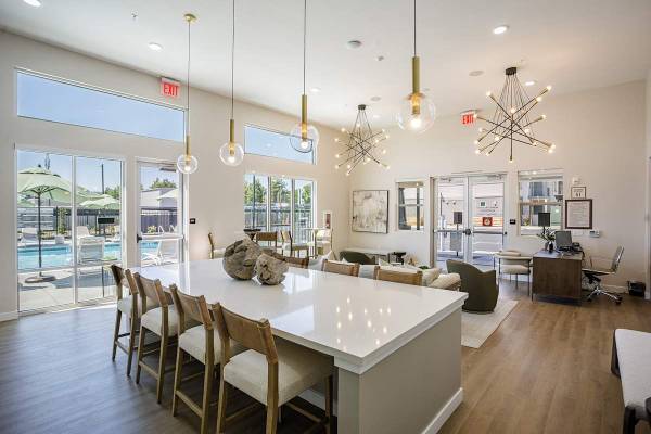 $3,420 / 3br - 1311ft2 - Persianas, centro de fitness las 24 horas, administración en el lugar (fairfield / vacaville)63667941557889121