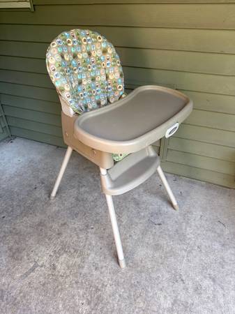 Free Highchair 1