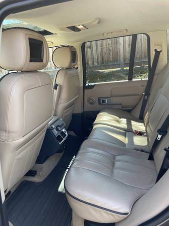 Range Rover with low miles for the year. No accidents, clean title - $6,100 (inner richmond)63613097171331124