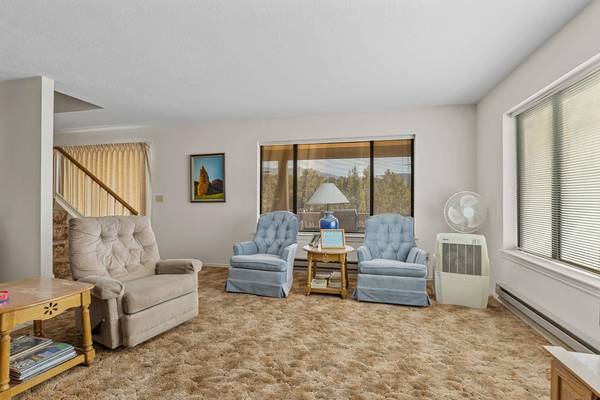 $475,000 / 4br - 1728ft2 - 375 Hillcrest Circle for sale in Dixie Deer Estates **Price reduced** (Enterprise)63932587573891121
