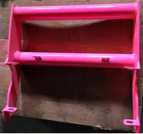 1982-1989 S10 Blazer/S15Jimmy Pink Grille Guard 1