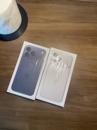 IPhone 17 Pro Max silver and Deep sea blue 256GB Unlocked brand new 1