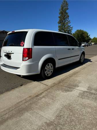 2014 Dodge Grand Caravan - $6,500 (Sacramento)63619576113281121